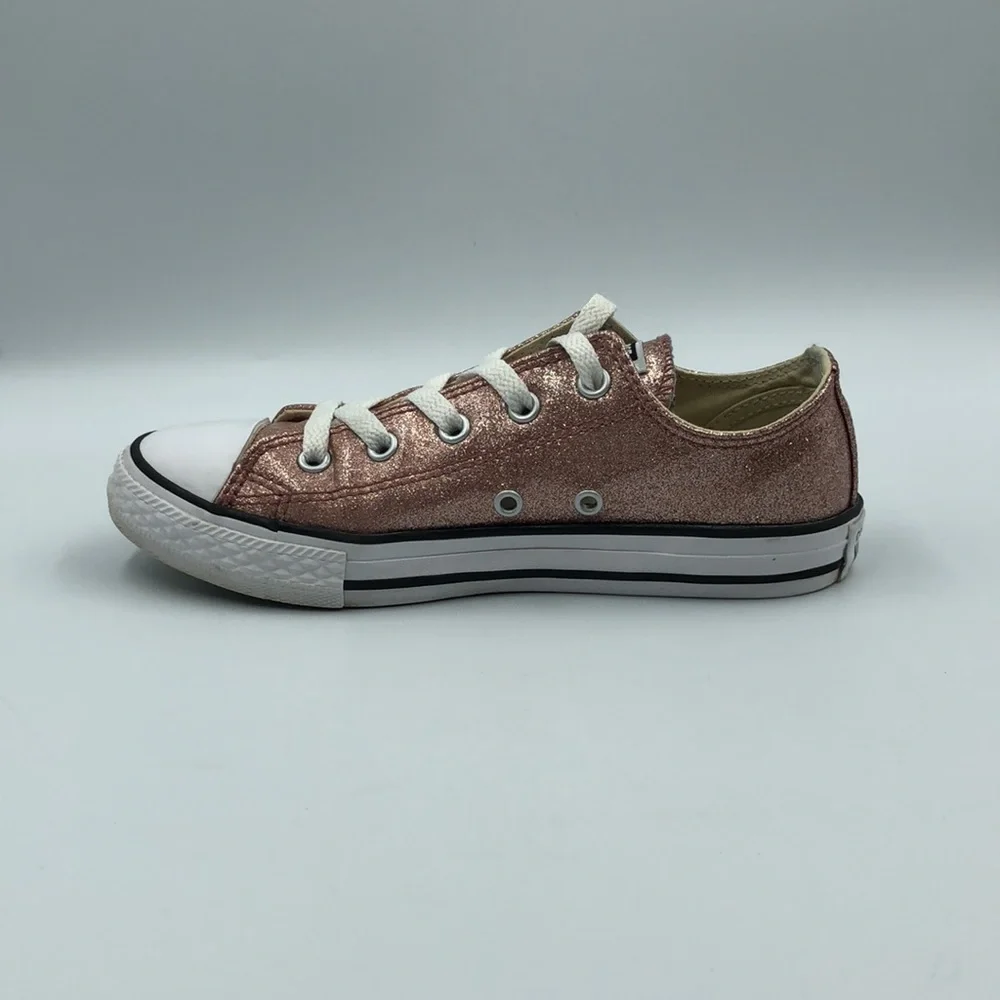 Converse Chuck Taylor Low Shoes Junior Sz‎ 2